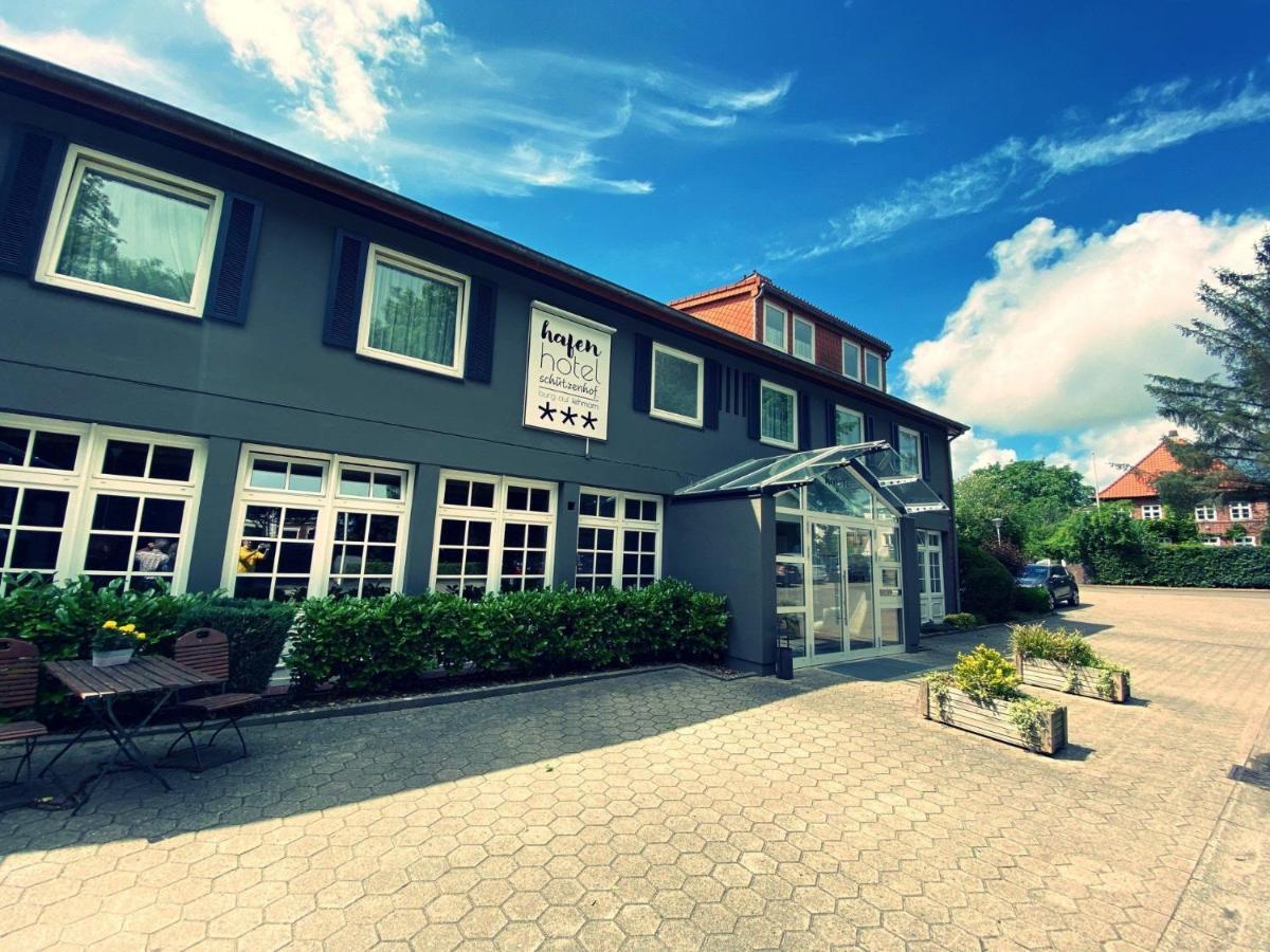 Hafen Hotel Schuetzenhof Бург ауф Фехмарн Екстериор снимка