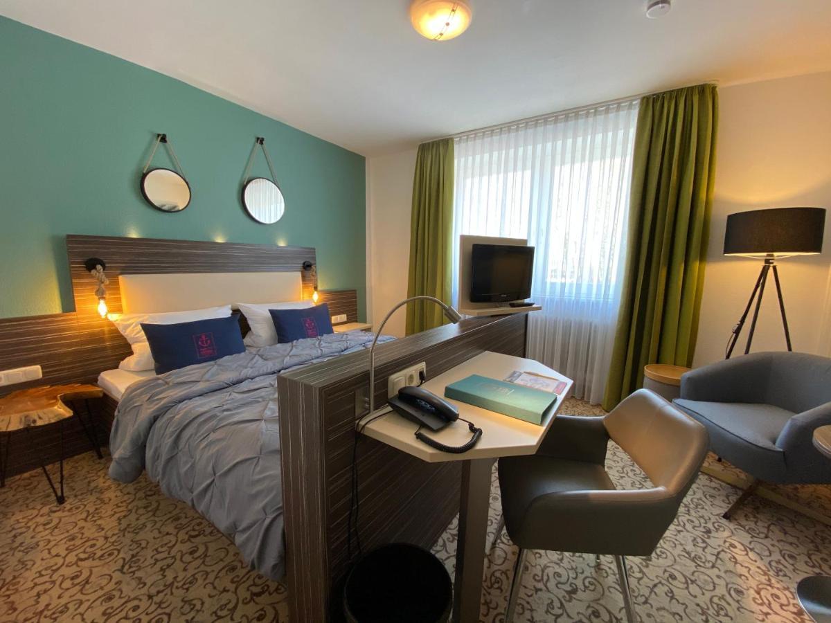 Hafen Hotel Schuetzenhof Бург ауф Фехмарн Екстериор снимка