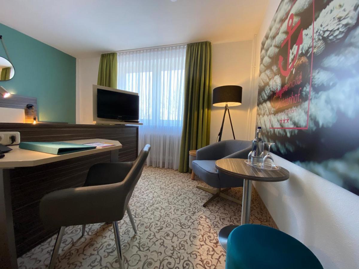 Hafen Hotel Schuetzenhof Бург ауф Фехмарн Екстериор снимка