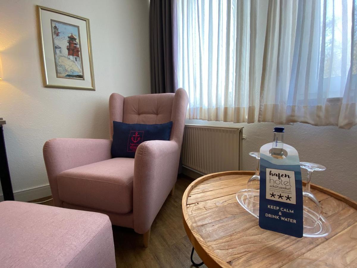 Hafen Hotel Schuetzenhof Бург ауф Фехмарн Екстериор снимка