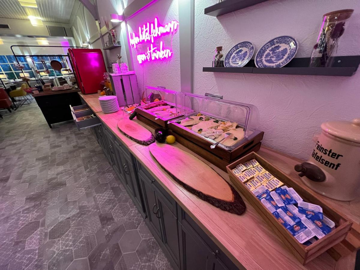 Hafen Hotel Schuetzenhof Бург ауф Фехмарн Екстериор снимка